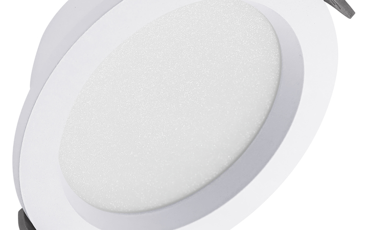 De Downlight Comfort Opal biedt een breed scala aan configuraties en accessoires, waardoor deze geschikt is voor vele projecten en toepassingen.