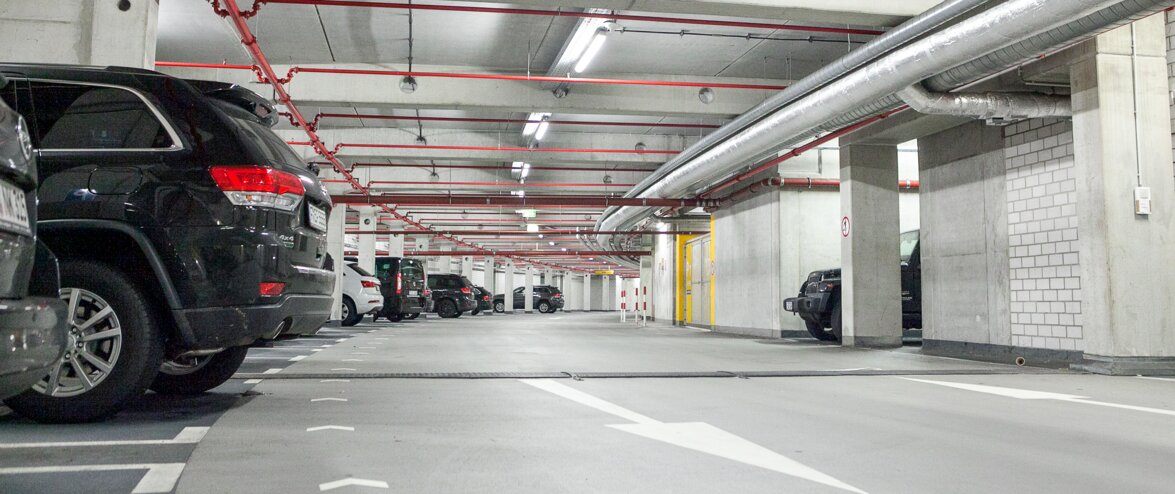 OSRAM SubstiTube LED lampen in parkeergarage Commerzbank Arena