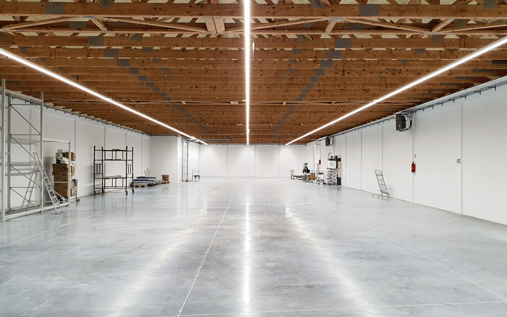 Trusys UN is geschikt voor toepassingen zoals winkels, supermarkten, magazijnen en fabriekshallen. 