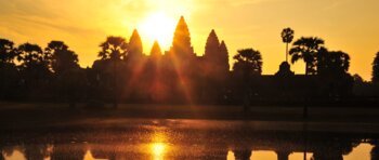 Angkor Wat Tempel bij zonsopgang Achtergronden